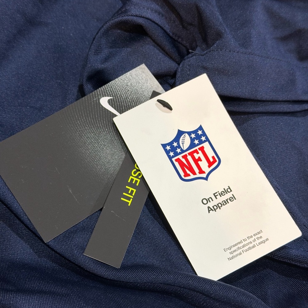 NWT New England Patriots NFL NIKE On Field Apparel Loose Fit Jersey , size XL - Picture 4 of 5